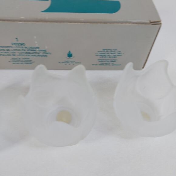 Partylite P0290 Frosted Lotus Blossom Candle Holders Set of 3 Glass NEW - Picture 4 of 7